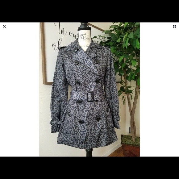 SOLD Burberry Kerrington Lightweight Trench Storm Blue - Picture 3 of 6